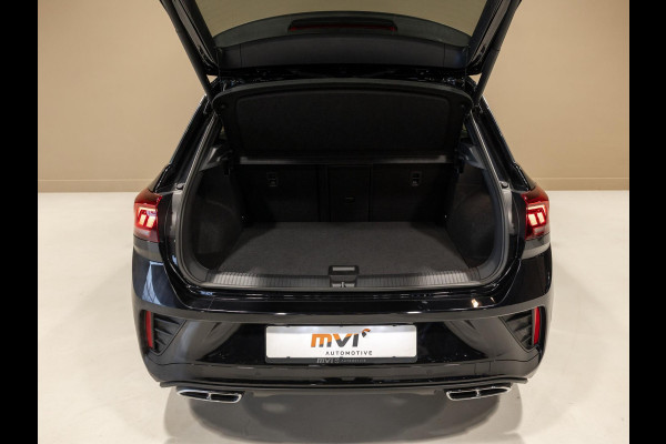 Volkswagen T-Roc 1.5 TSI R-Line Edition / 150pk / Stoel en stuur verwarming / Achteruitrij camera / Keyless /