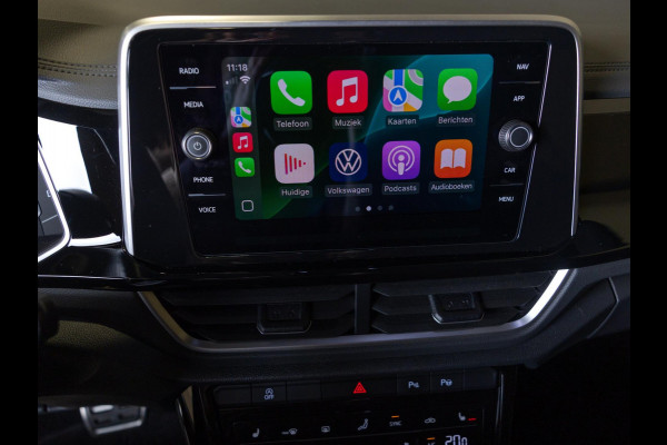 Volkswagen T-Roc 1.5 TSI R-Line Edition / 150pk / Stoel en stuur verwarming / Achteruitrij camera / Keyless /
