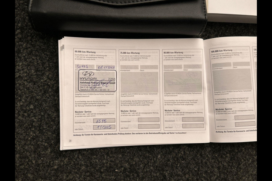 Hyundai Kona EV Comfort 39 kWh * 1e Eigenaar * Carplay Adaptive-cruise Navigatie Camera