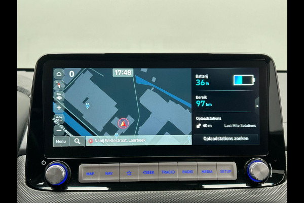 Hyundai Kona EV Comfort 39 kWh * 1e Eigenaar * Carplay Adaptive-cruise Navigatie Camera