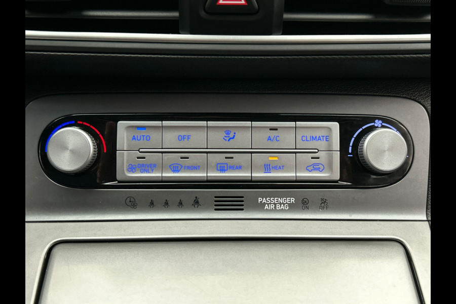 Hyundai Kona EV Comfort 39 kWh * 1e Eigenaar * Carplay Adaptive-cruise Navigatie Camera