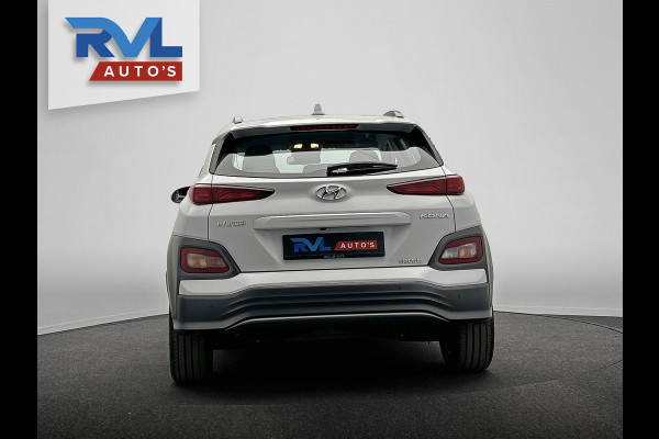 Hyundai Kona EV Comfort 39 kWh * 1e Eigenaar * Carplay Adaptive-cruise Navigatie Camera