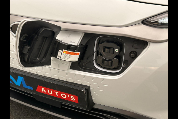 Hyundai Kona EV Comfort 39 kWh * 1e Eigenaar * Carplay Adaptive-cruise Navigatie Camera