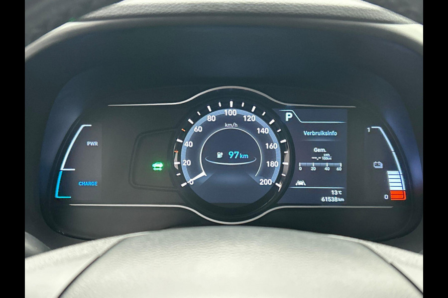 Hyundai Kona EV Comfort 39 kWh * 1e Eigenaar * Carplay Adaptive-cruise Navigatie Camera
