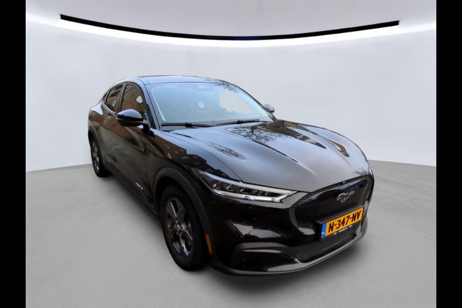 Ford Mustang Mach-E RWD 75 kWh NL-AUTO | 75 KWH | LEDER
