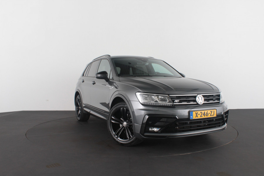 Volkswagen Tiguan 1.5 TSI ACT R-Line Black Style 360° camera / Black Style pakket / Trekhaak wegklapbaar / all season banden