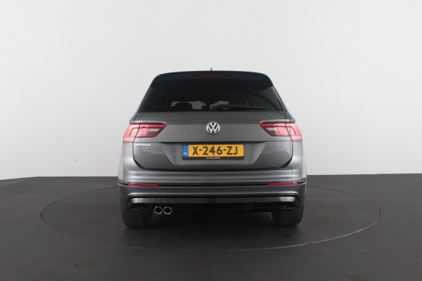 Volkswagen Tiguan 1.5 TSI ACT R-Line Black Style 360° camera / Black Style pakket / Trekhaak wegklapbaar / all season banden