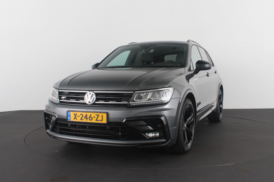 Volkswagen Tiguan 1.5 TSI ACT R-Line Black Style 360° camera / Black Style pakket / Trekhaak wegklapbaar / all season banden