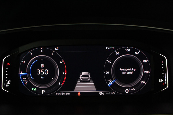 Volkswagen Tiguan 1.5 TSI ACT R-Line Black Style 360° camera / Black Style pakket / Trekhaak wegklapbaar / all season banden