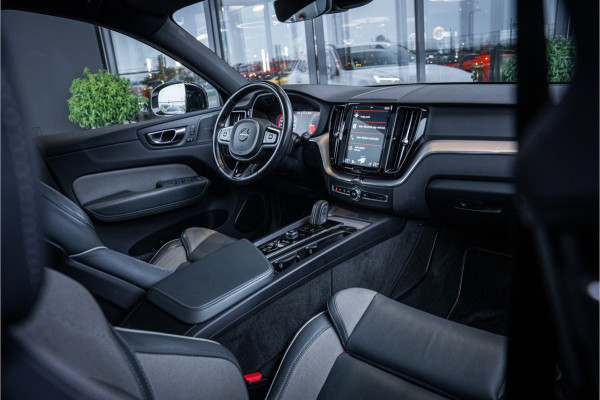 Volvo XC60 2.0 Recharge T8 AWD R-Design - Panorama | H&K | Memory | Elek. Trekhaak