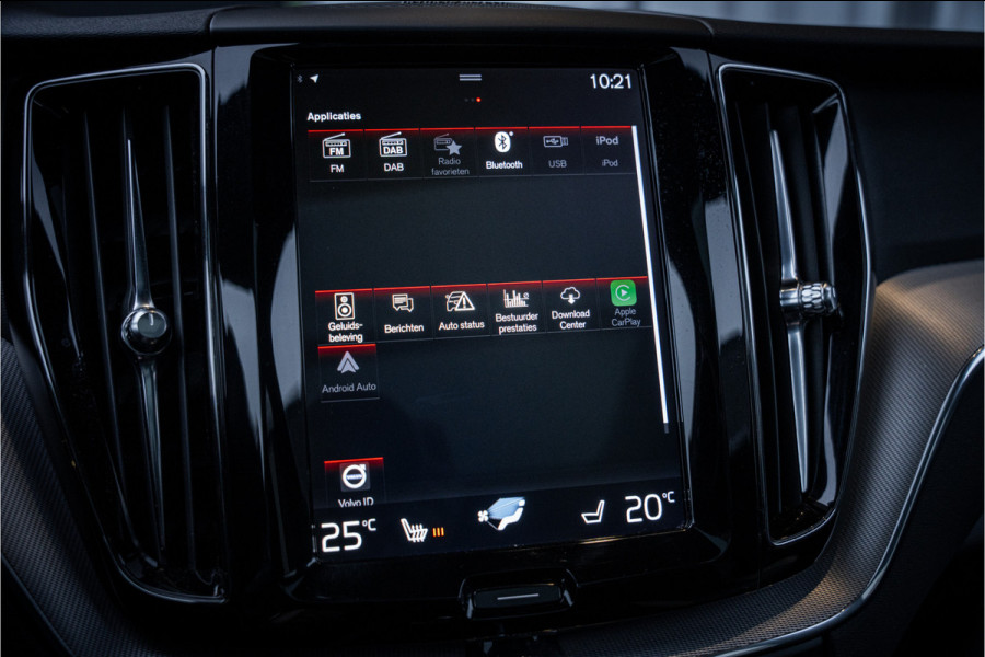 Volvo XC60 2.0 Recharge T8 AWD R-Design - Panorama | H&K | Memory | Elek. Trekhaak