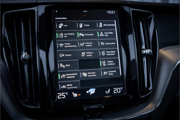 Volvo XC60 2.0 Recharge T8 AWD R-Design - Panorama | H&K | Memory | Elek. Trekhaak