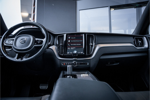 Volvo XC60 2.0 Recharge T8 AWD R-Design - Panorama | H&K | Memory | Elek. Trekhaak