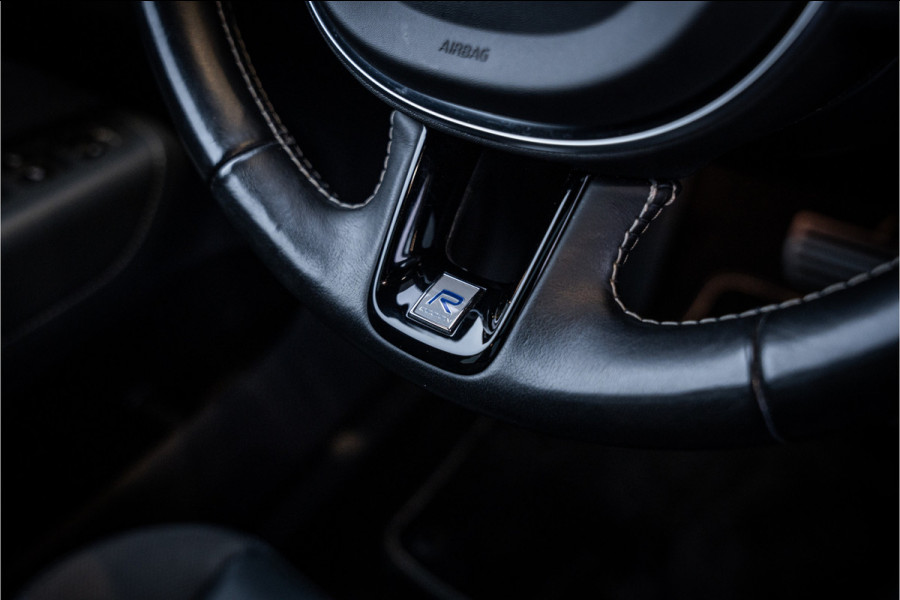 Volvo XC60 2.0 Recharge T8 AWD R-Design - Panorama | H&K | Memory | Elek. Trekhaak