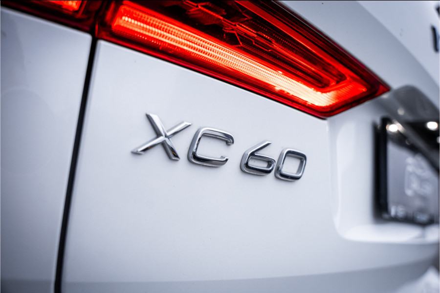 Volvo XC60 2.0 Recharge T8 AWD R-Design - Panorama | H&K | Memory | Elek. Trekhaak