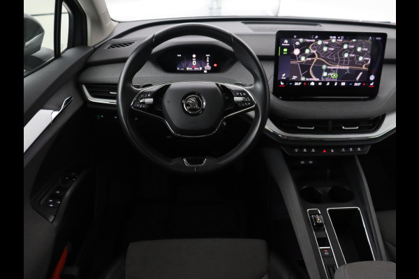 Škoda ENYAQ iV 80 | Stoel & stuurverwarming | Carplay | Keyless | Navigatie | Camera | Half leder | Cruise control | Full LED | Parkeerhulp