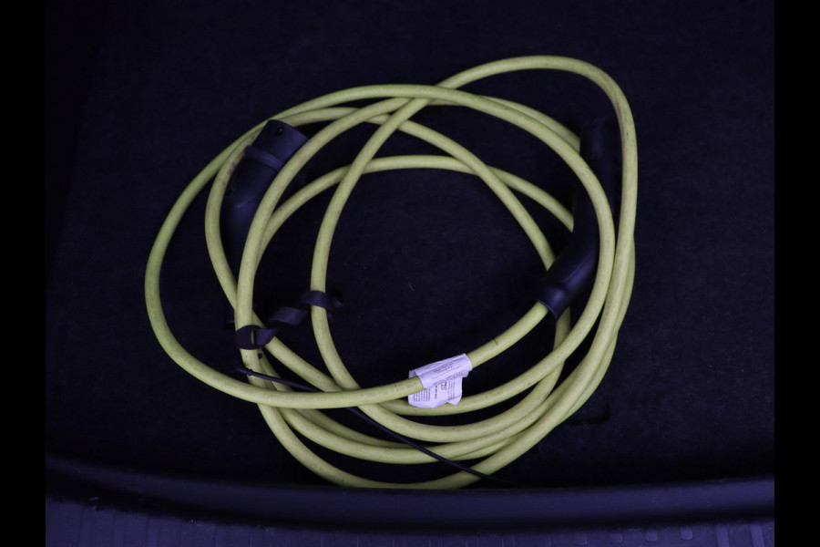 Škoda ENYAQ iV 80 | Stoel & stuurverwarming | Carplay | Keyless | Navigatie | Camera | Half leder | Cruise control | Full LED | Parkeerhulp