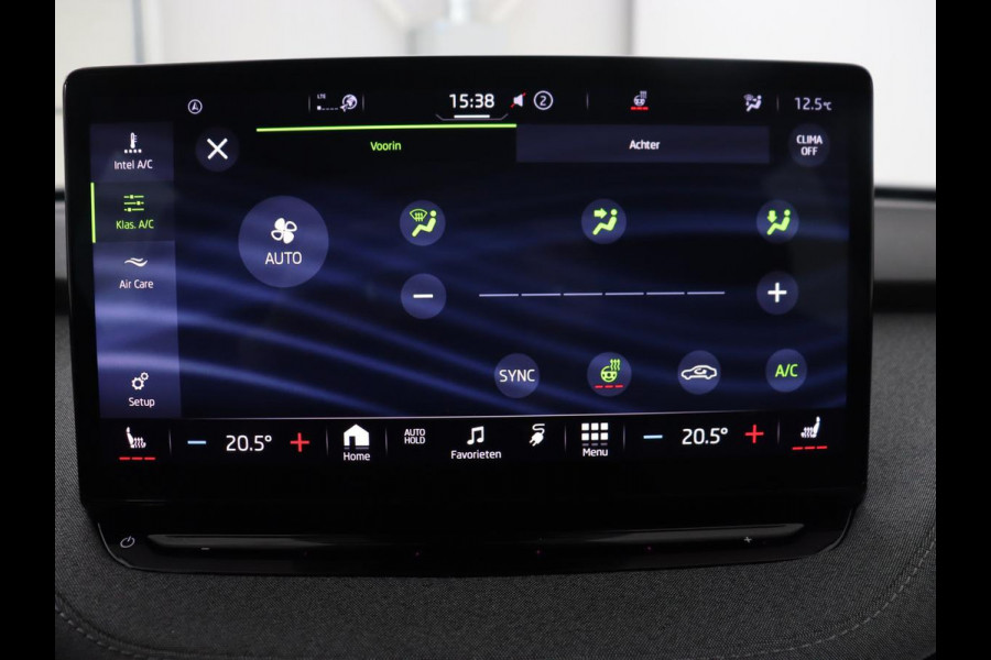 Škoda ENYAQ iV 80 | Stoel & stuurverwarming | Carplay | Keyless | Navigatie | Camera | Half leder | Cruise control | Full LED | Parkeerhulp