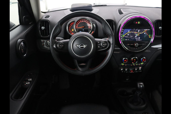 MINI Countryman 1.5 Cooper | Panoramadak | Leder | Stoelverwarming | Climate Control | JCW pakket | Head-up | Harman/Kardon