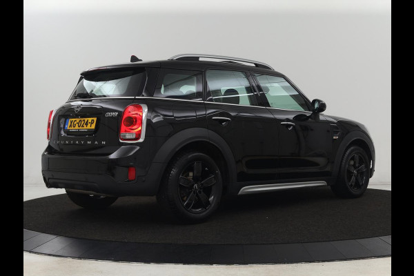MINI Countryman 1.5 Cooper | Panoramadak | Leder | Stoelverwarming | Climate Control | JCW pakket | Head-up | Harman/Kardon