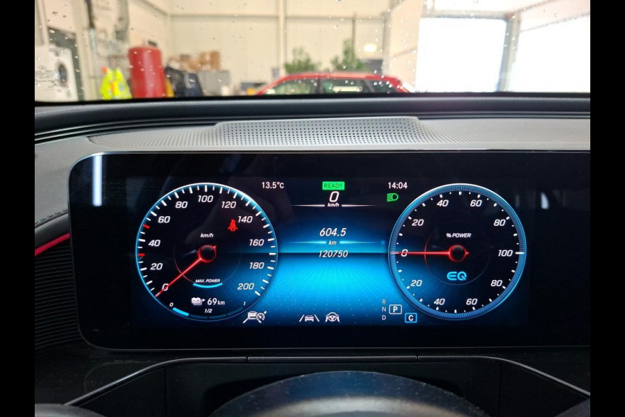 Mercedes-Benz EQC 400 4MATIC Business Solution AMG 80 kWh NL-AUTO | PANODAK | CAMERA