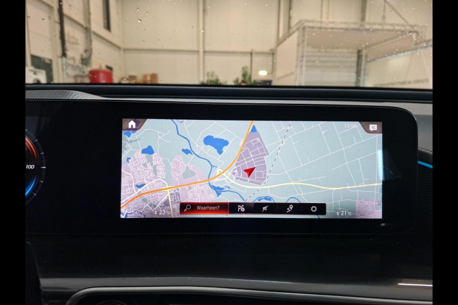 Mercedes-Benz EQC 400 4MATIC Business Solution AMG 80 kWh NL-AUTO | PANODAK | CAMERA