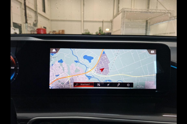 Mercedes-Benz EQC 400 4MATIC Business Solution AMG 80 kWh NL-AUTO | PANODAK | CAMERA