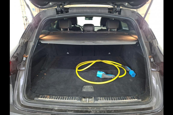 Mercedes-Benz EQC 400 4MATIC Business Solution AMG 80 kWh NL-AUTO | PANODAK | CAMERA