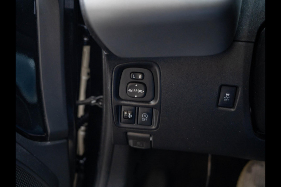 Toyota Aygo 1.0 VVT-i x-first / Carplay / Camera / Subwoofer / LM velgen