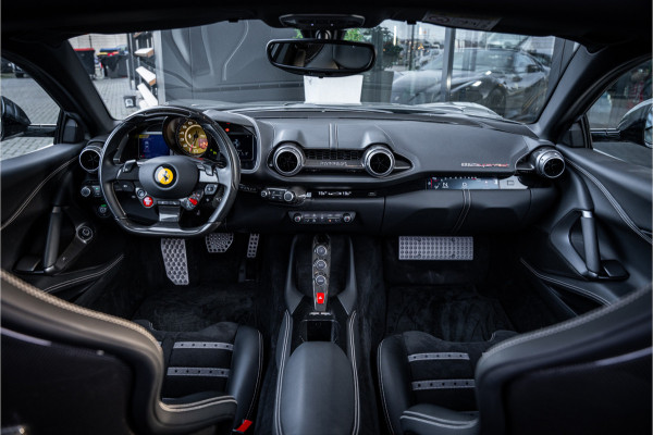 Ferrari 812 6.5 V12 Superfast HELE - Novitec | Grigio Scuro | Carbon Seats | Passenger Display