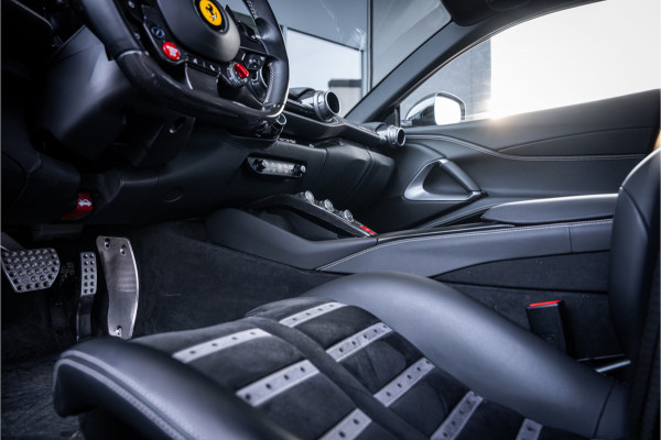 Ferrari 812 6.5 V12 Superfast HELE - Novitec | Grigio Scuro | Carbon Seats | Passenger Display