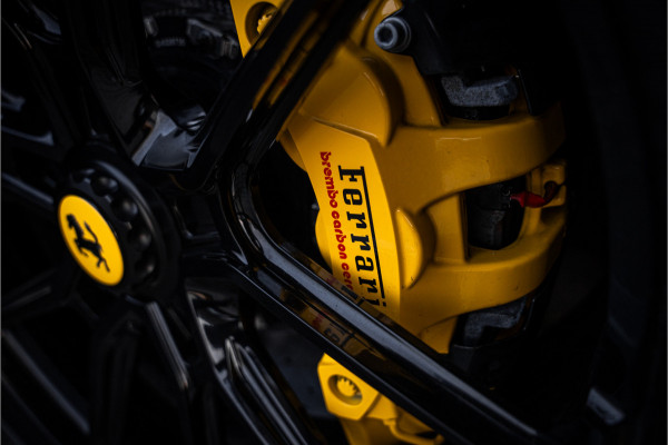 Ferrari 812 6.5 V12 Superfast HELE - Novitec | Grigio Scuro | Carbon Seats | Passenger Display