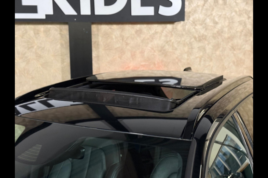 Volvo XC40 1.5 T5 Twin Engine Inscription R Design | Pano | Cruise | Camera | Stoelverwarming | Leer | Carplay