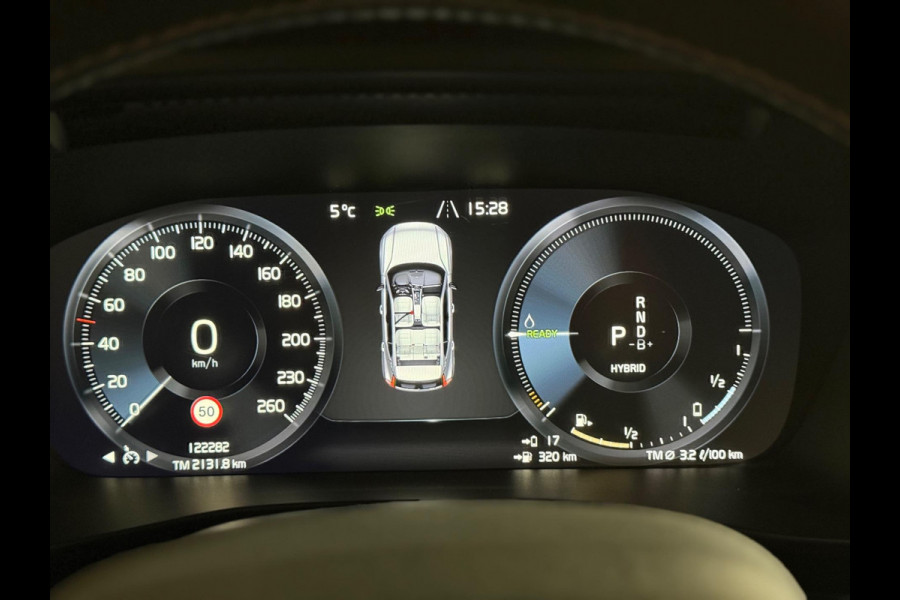 Volvo XC40 1.5 T5 Twin Engine Inscription R Design | Pano | Cruise | Camera | Stoelverwarming | Leer | Carplay