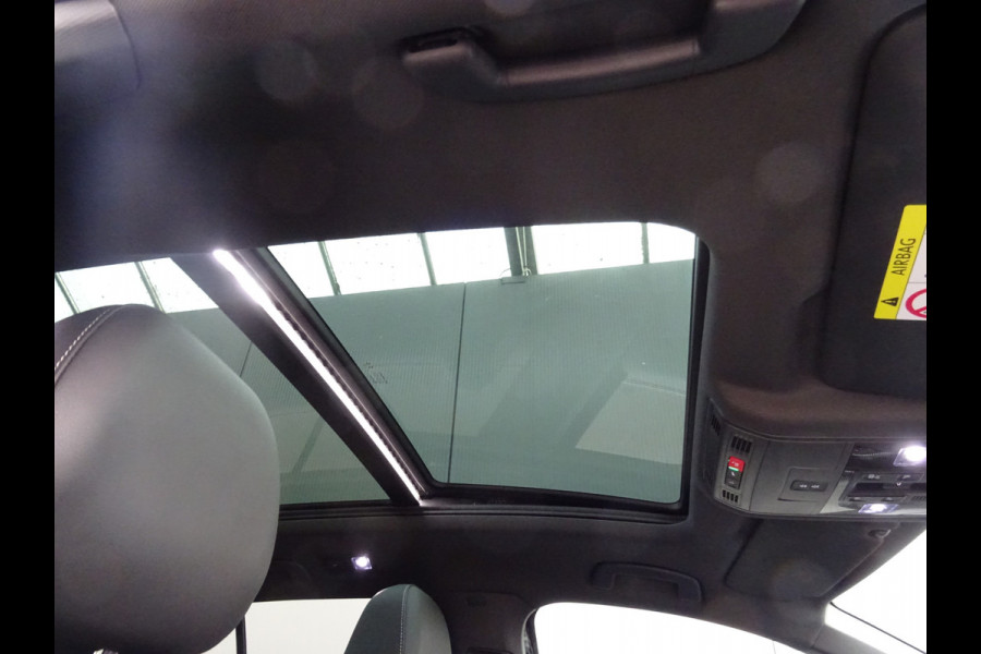 Volkswagen T-Roc 1.5 TSI R-Line * IQ LIGHT * KEYLESS * CARPLAY !!