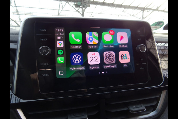 Volkswagen T-Roc 1.5 TSI R-Line * IQ LIGHT * KEYLESS * CARPLAY !!