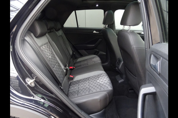 Volkswagen T-Roc 1.5 TSI R-Line * IQ LIGHT * KEYLESS * CARPLAY !!