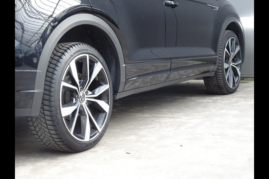 Volkswagen T-Roc 1.5 TSI R-Line * IQ LIGHT * KEYLESS * CARPLAY !!