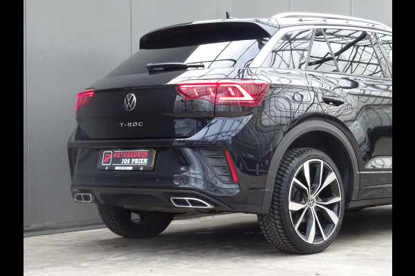 Volkswagen T-Roc 1.5 TSI R-Line * IQ LIGHT * KEYLESS * CARPLAY !!