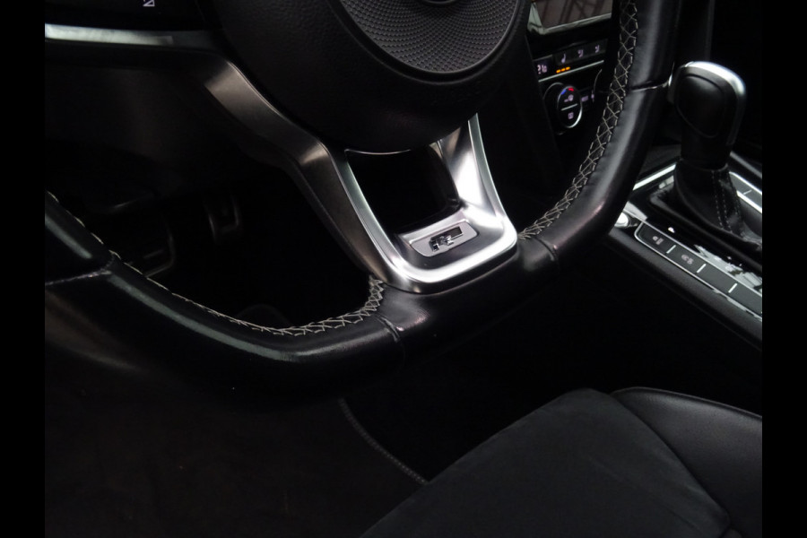 Volkswagen Arteon 2.0 TSI Business R * PANORAMADAK * CARPLAY !!