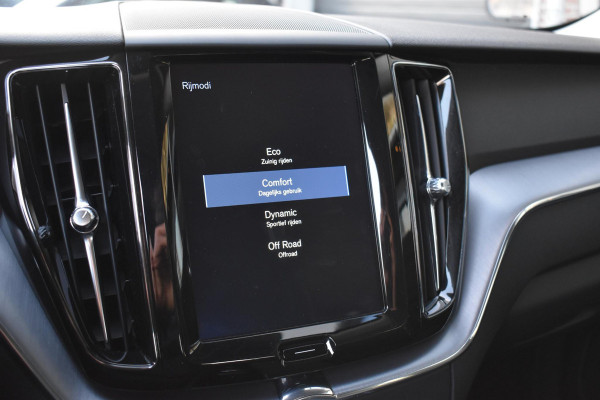 Volvo XC60 2.0 B5 Inscription Lane AUT Trekhaak