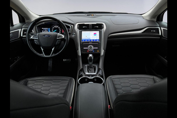 Ford Mondeo Wagon 2.0 IVCT HEV Automaat Vignale, achteruitrijcamera, lederen sportinterieur, vol opties