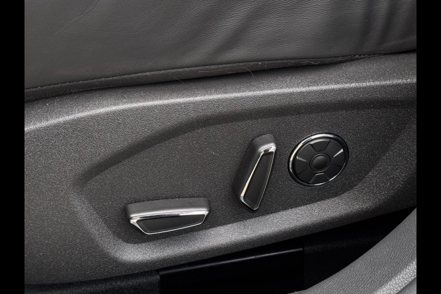 Ford Mondeo Wagon 2.0 IVCT HEV Automaat Vignale, achteruitrijcamera, lederen sportinterieur, vol opties