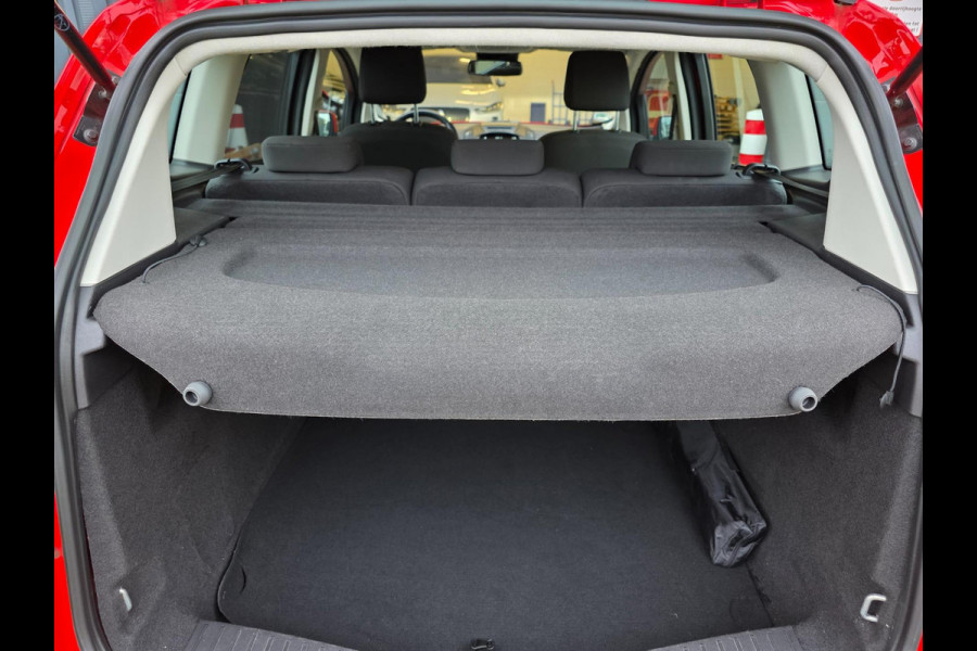 Ford C-MAX 1.5 Titanium / 150 PK / AFN.TREKHAAK / NIEUWE OH.BEURT / STOELVERW. / SENSOREN V+A / CARPLAY / NAVI / INCL. GARANTIE !