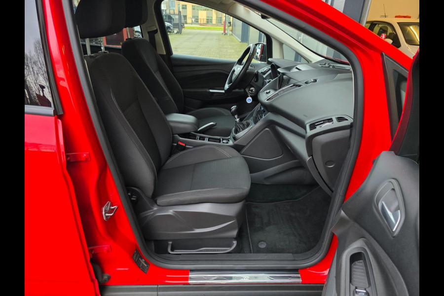 Ford C-MAX 1.5 Titanium / 150 PK / AFN.TREKHAAK / NIEUWE OH.BEURT / STOELVERW. / SENSOREN V+A / CARPLAY / NAVI / INCL. GARANTIE !