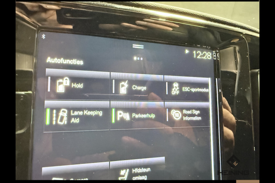 Volvo XC40 1.5 T5 Recharge Inscription Expression Navi. Panoramadak. Apple-carplay. Harman/kardon