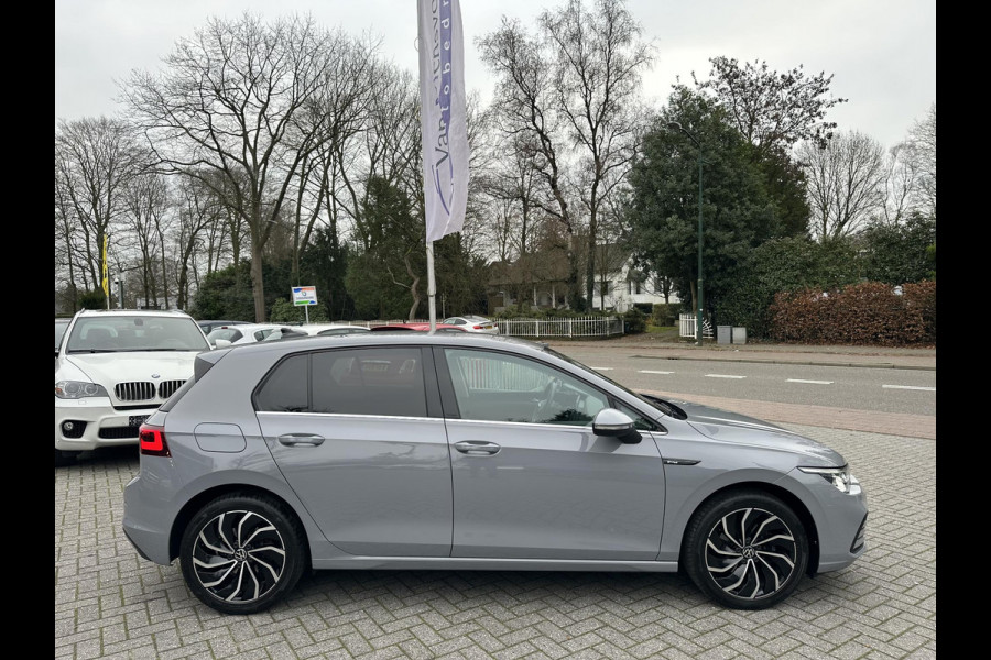 Volkswagen Golf 1.5 eTSI 150PK DSG Style IQLight|ACC|Camera|Memory|Massage|DAB|CarPlay