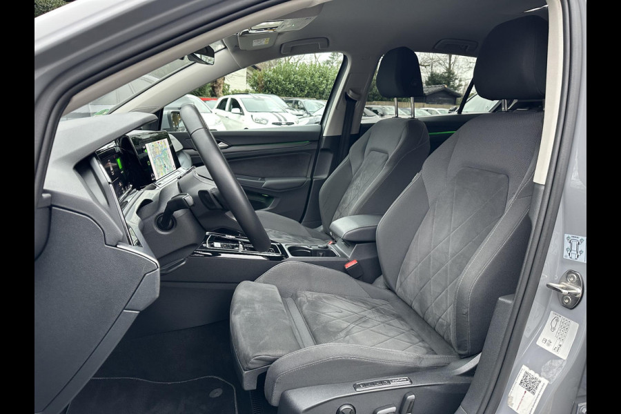 Volkswagen Golf 1.5 eTSI 150PK DSG Style IQLight|ACC|Camera|Memory|Massage|DAB|CarPlay