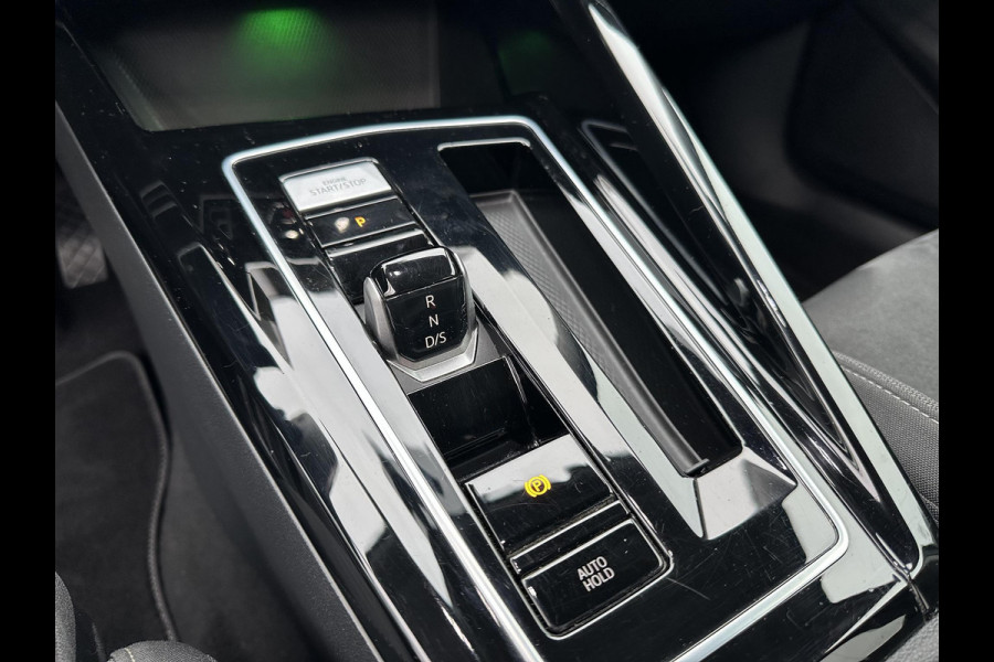 Volkswagen Golf 1.5 eTSI 150PK DSG Style IQLight|ACC|Camera|Memory|Massage|DAB|CarPlay