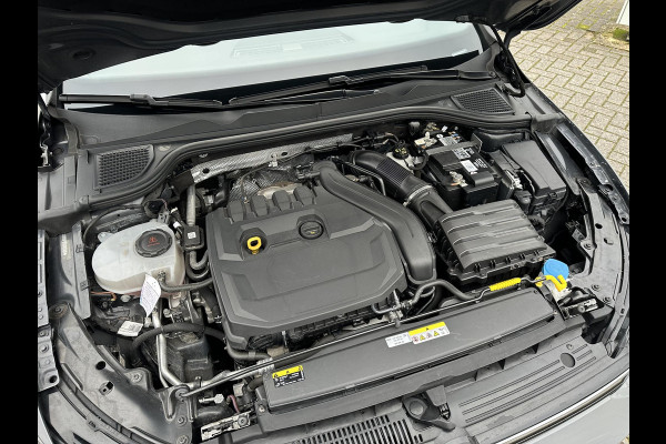 Volkswagen Golf 1.5 eTSI 150PK DSG Style IQLight|ACC|Camera|Memory|Massage|DAB|CarPlay